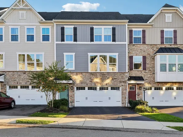 120 Curtis Ct, Sewickley, PA 15237
