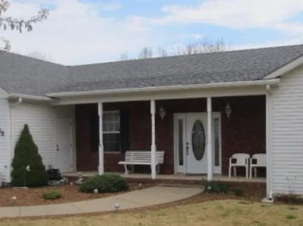 233 Jackson Trl, Glasgow, KY 42141