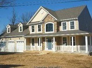 312 Hilltop Rd, Linthicum, MD 21090