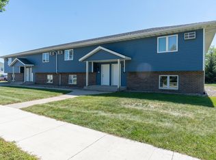 111 Balcerzak Dr, Mankato, MN 56001