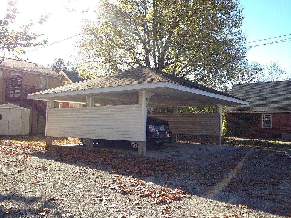 2nd image of 1531 W Lawrence Ave #Upstairs