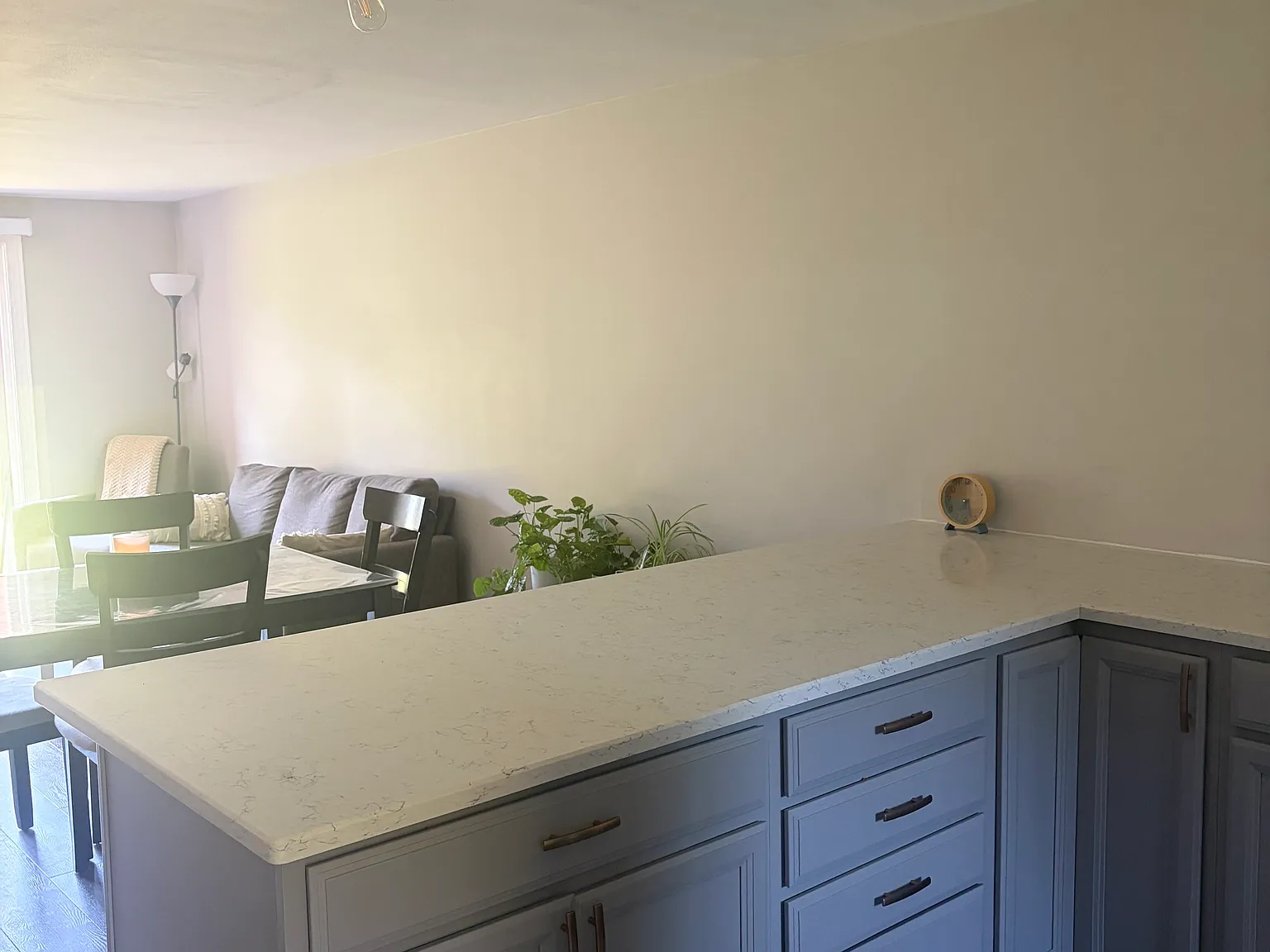2 bed, 1.5 bath, 1100 sqft, $2,000 — Photo 3