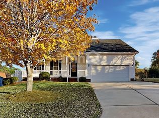 3915 Red Hill Ct, Greensboro, NC 27407