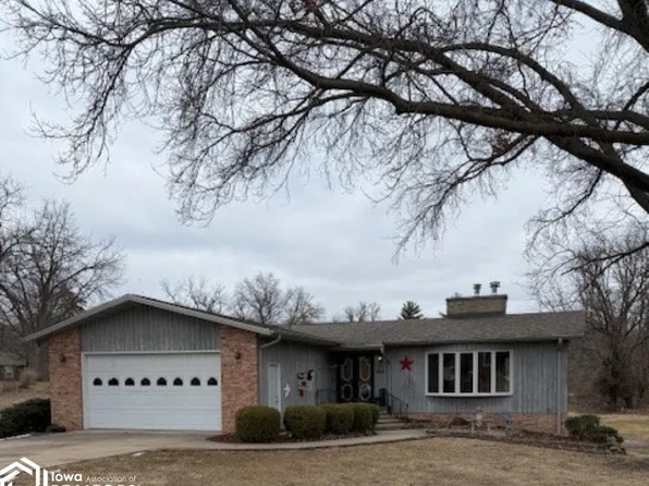 700 Blackhawk Blvd, Burlington, IA 52601