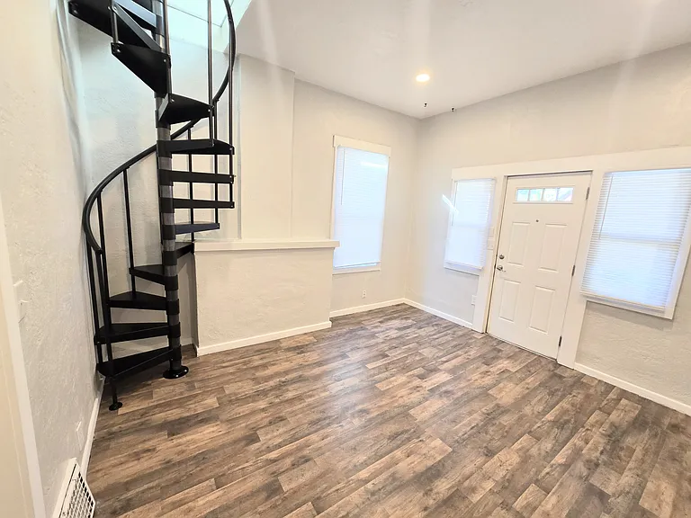 833 S Edison St — Photo 7