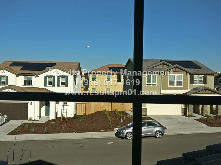 4329 Gentry Way — Photo 47