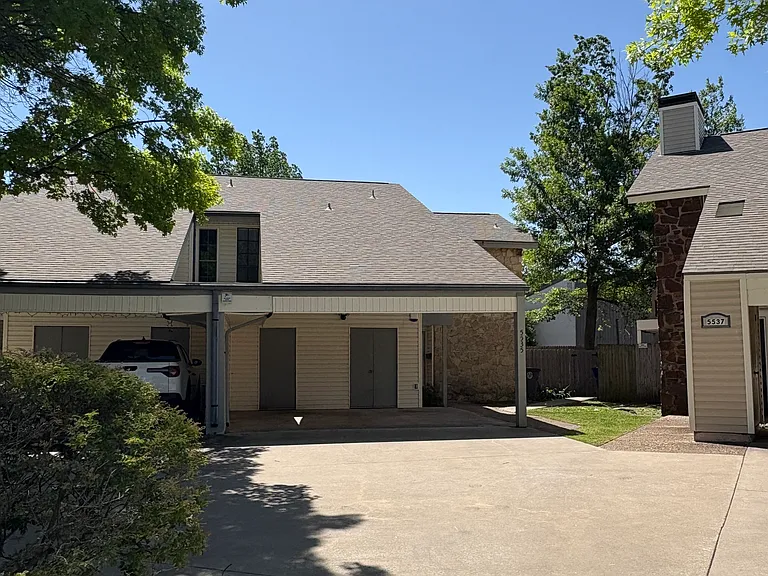 5535 E 48th Pl — Photo 1