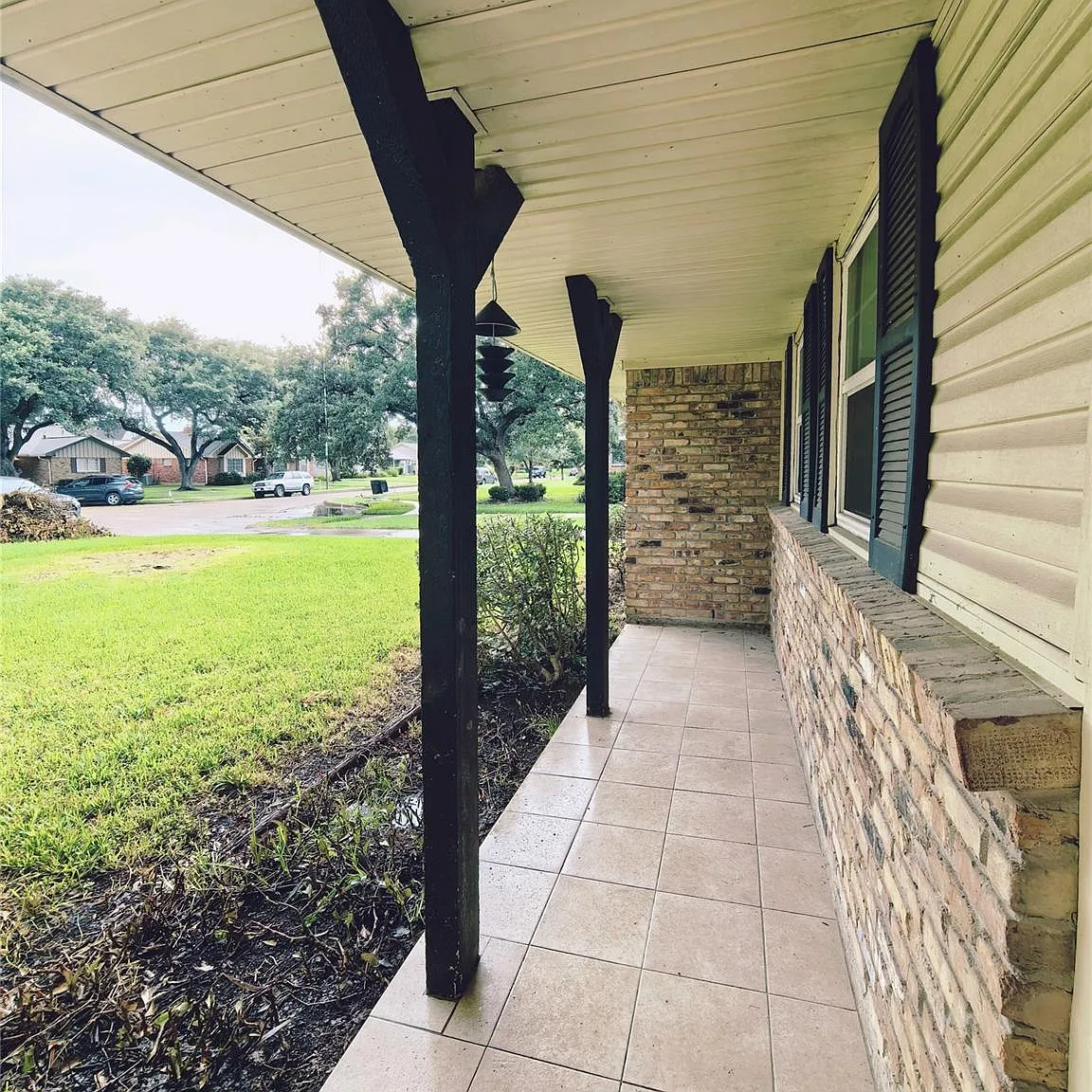 3 bed, 2.0 bath, 1830 sqft, $2,700 — Photo 3