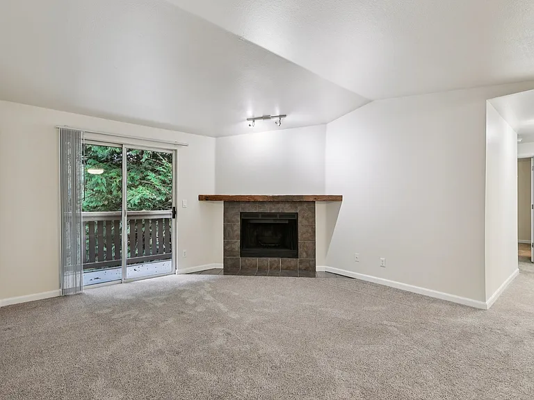 Campbell Run Apartments — Photo 33