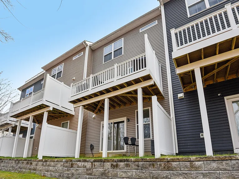 1306 Hawk Hollow Dr — Photo 35