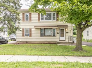 3532 S 22nd St, Milwaukee, WI 53221