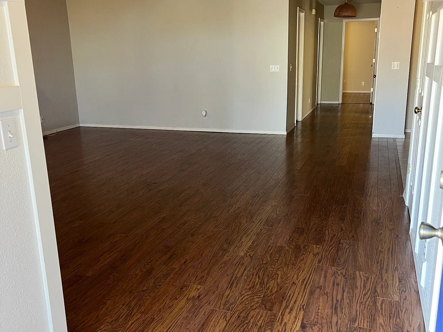 1232 W 115th St S — Photo 2