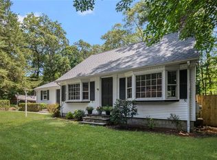 15 Williams Rd, Smithfield, RI 02917