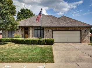 4654 S West Ave, Springfield, MO 65810