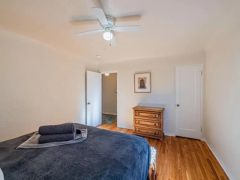 312 Quincy St NE — Photo 5