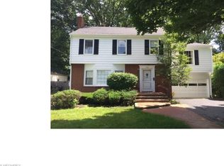 704 Perkinswood Blvd NE, Warren, OH