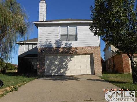 2nd image of 2003 Deepwood St