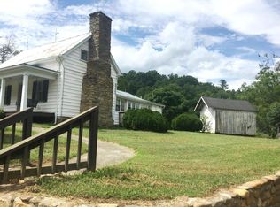 3095 Coopers Cove Rd, Hardy, VA 24101