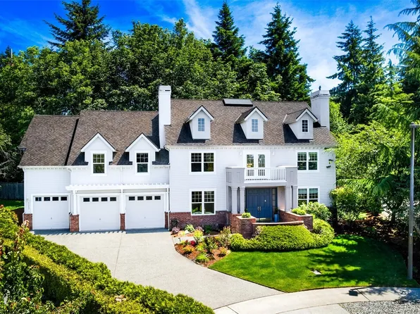 6082 167th Avenue SE, Bellevue, WA 98006