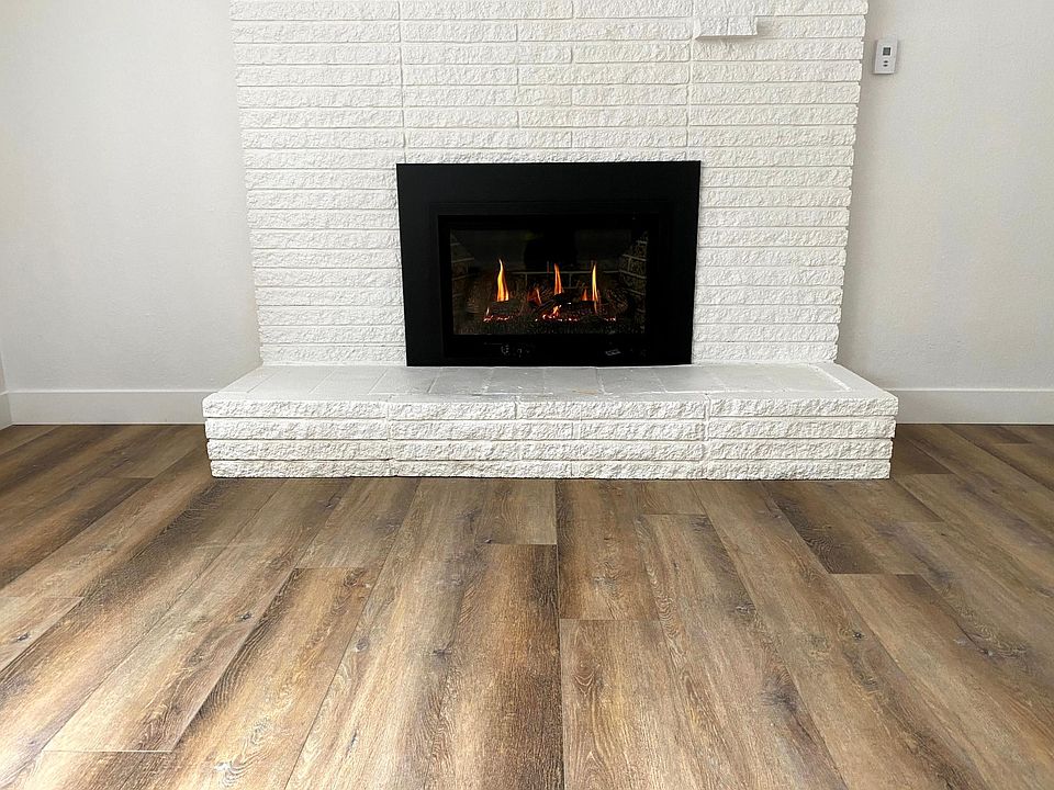 2nd image of 3678 Larch Ave Unit 4
