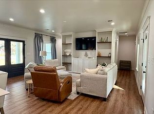 7008 Caraway Rd, Moss Point, MS 39562