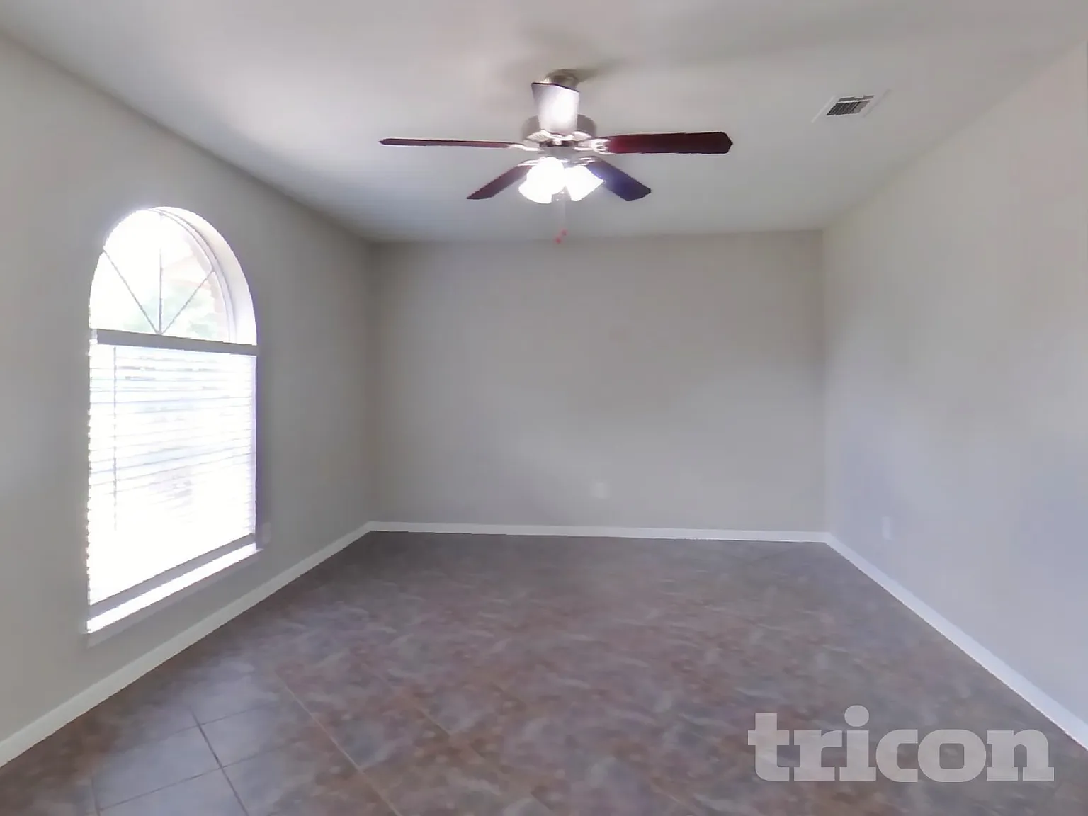 1910 Barnsley Lane Houston TX — Photo 3