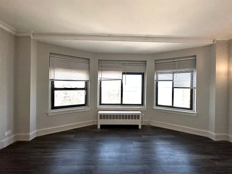 1033 W Loyola Ave #501 — Photo 4