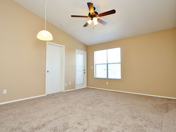 5th image of 2060 Cascades Blvd Unit 306