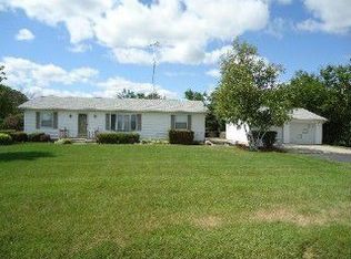 1155 N Gorham Rd, Morris, IL 60450