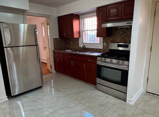 1719 Clintonville St #1, Whitestone, NY 11357