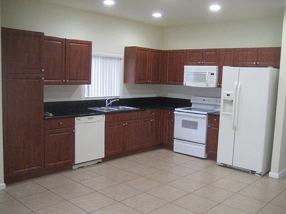 3rd image of 3023 NW 30th Ter