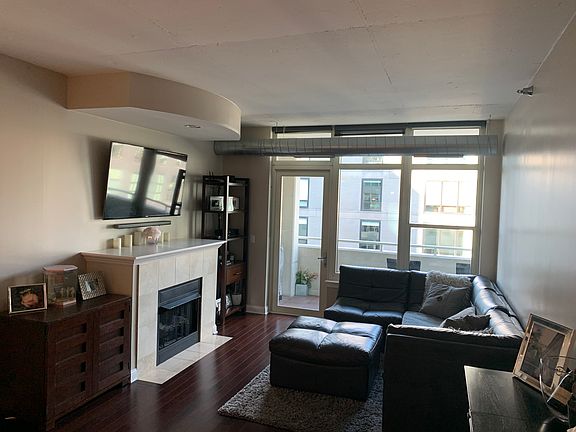 3rd image of 909 W Washington Blvd APT 709