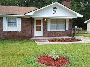 102 Thrush Ln, Summerville, SC 29485