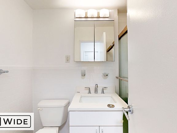 4th image of 165 E 35th St APT 11G