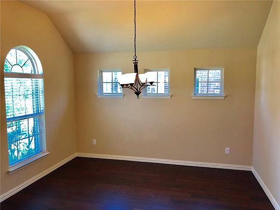 5th image of 7517 W Fork Ln