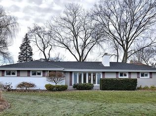 1517 Virginia St, Downers Grove, IL 60515