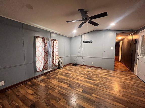 3rd image of 1570 N 30th Rd Unit 46