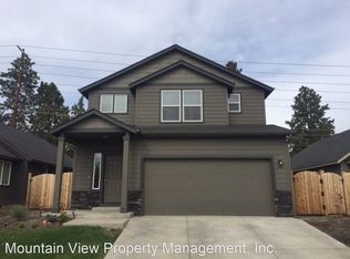 600 SE Gleneden Pl, Bend, OR 97702