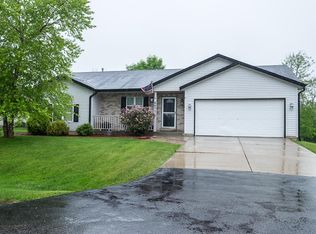 6670 High Hill Cir, Racine, WI 53402
