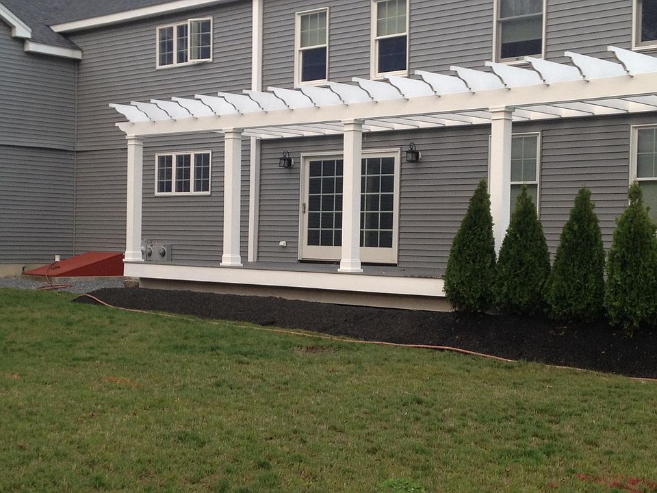 Deck w/slider from living space
