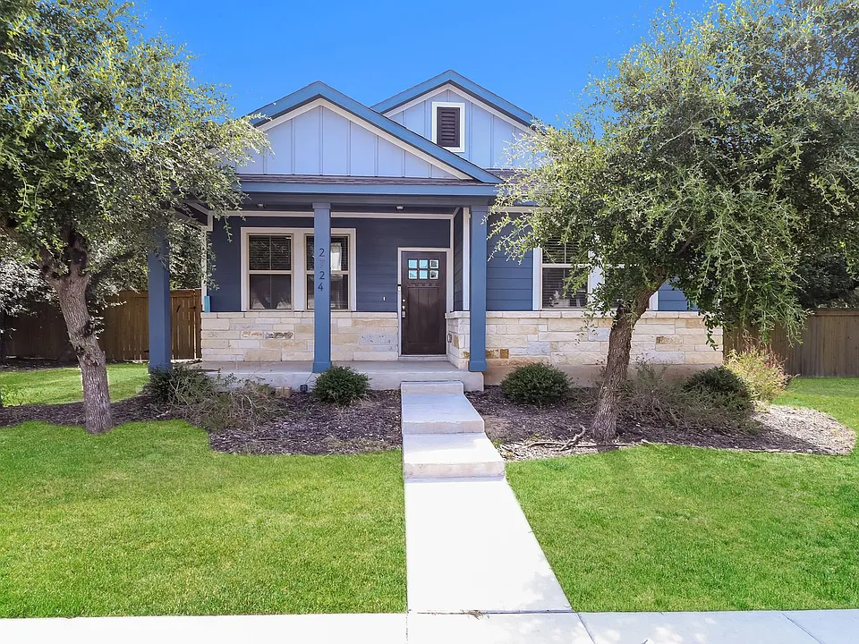2724 Juniper Woods Rd
