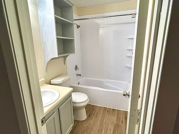 5th image of 2077 Cooperwell Dr
