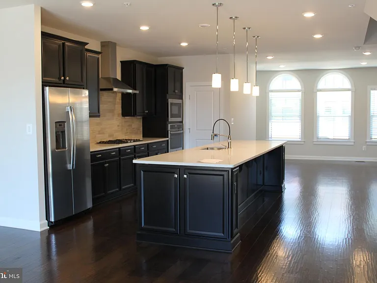 22268 Philanthropic Dr — Photo 21