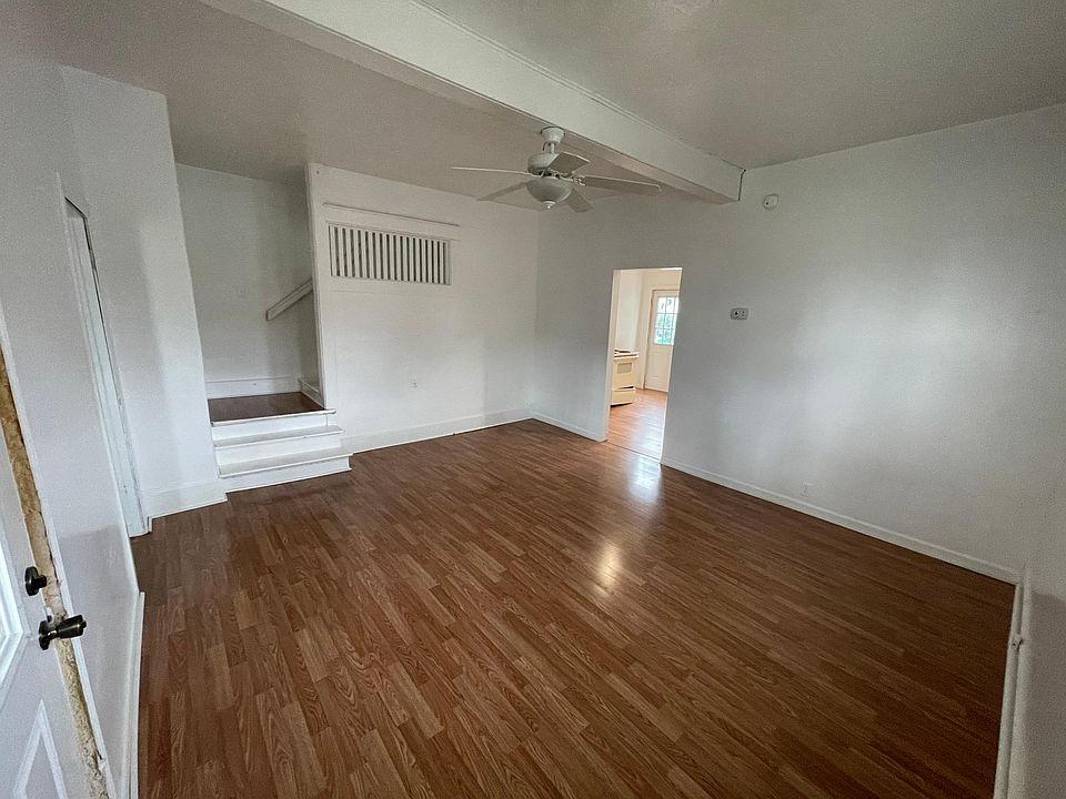 2nd image of 230 E 13th St