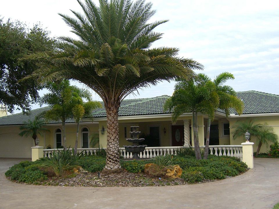 1st image of 100 Driftwood Ln