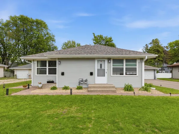 309 Washington Ave S, Hopkins, MN 55343
