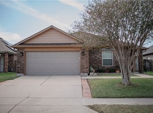 2114 Mendocino Dr, Portland, TX 78374