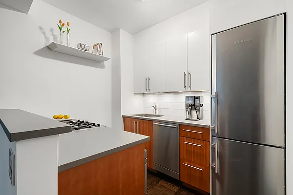 Sold by Compass | media 3