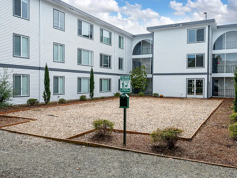 The Ridge at Bellevue — Photo 55