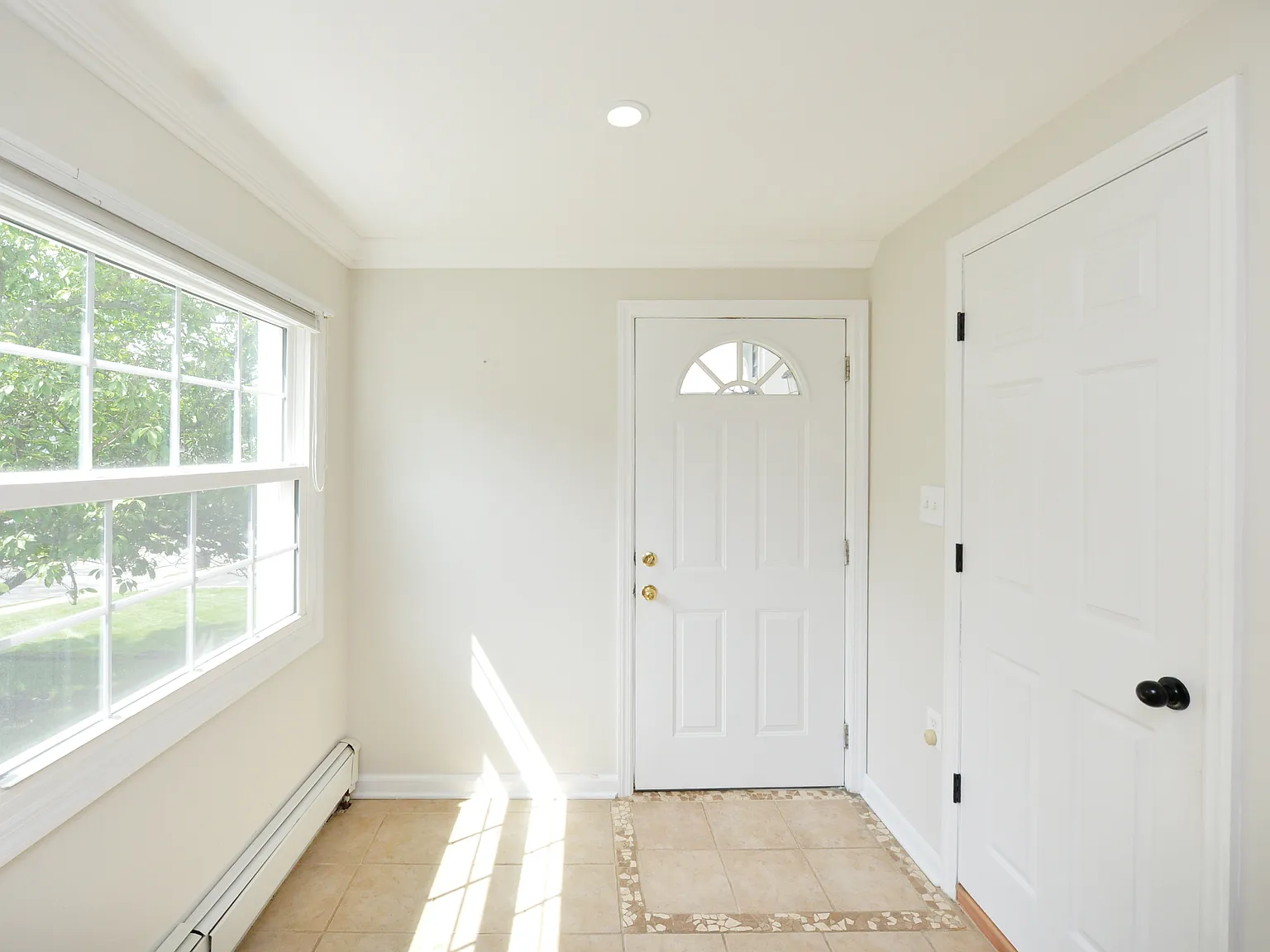 2 bed, 1088 sqft, $2,900 — Photo 3